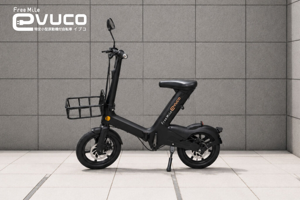 evucoの新発売オプションであるミラーを取り付けたevuco本体