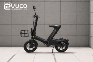 evucoの新発売オプションであるミラーを取り付けたevuco本体